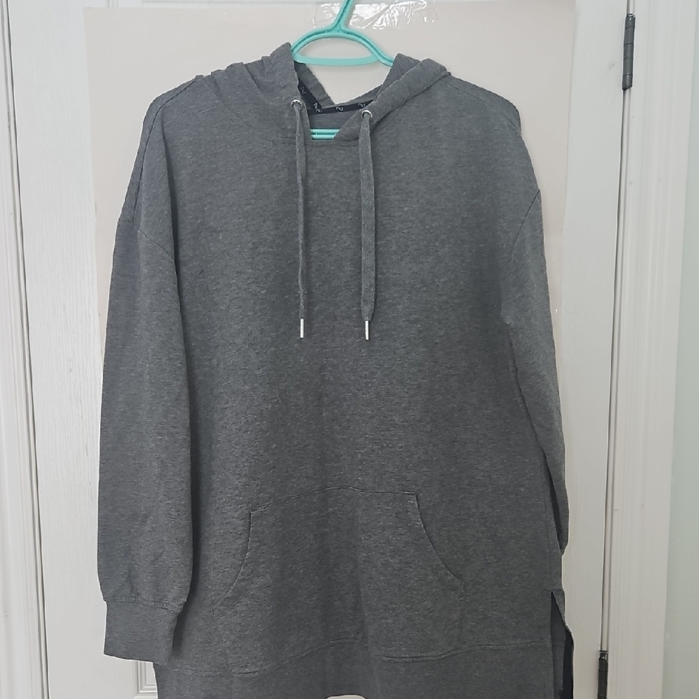 NOLA HOODIE SIZE X GREY
